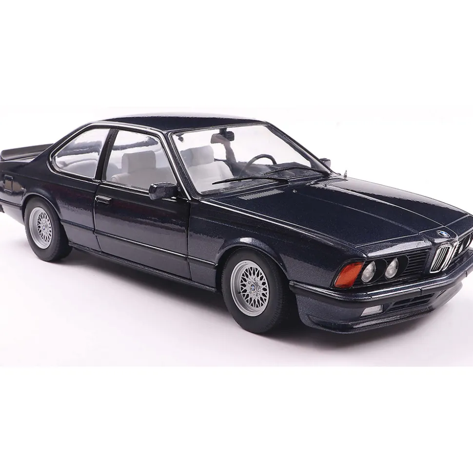 1984 BMW 635 CSI (E24) - Macau Blue 1:18 Scale Diecast Model Car by Solido