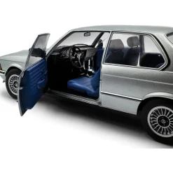 1980 BMW E21 323i - Saphirblau Metallic 1:18 Scale Diecast Model Car by Solido