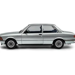 1980 BMW E21 323i - Saphirblau Metallic 1:18 Scale Diecast Model Car by Solido