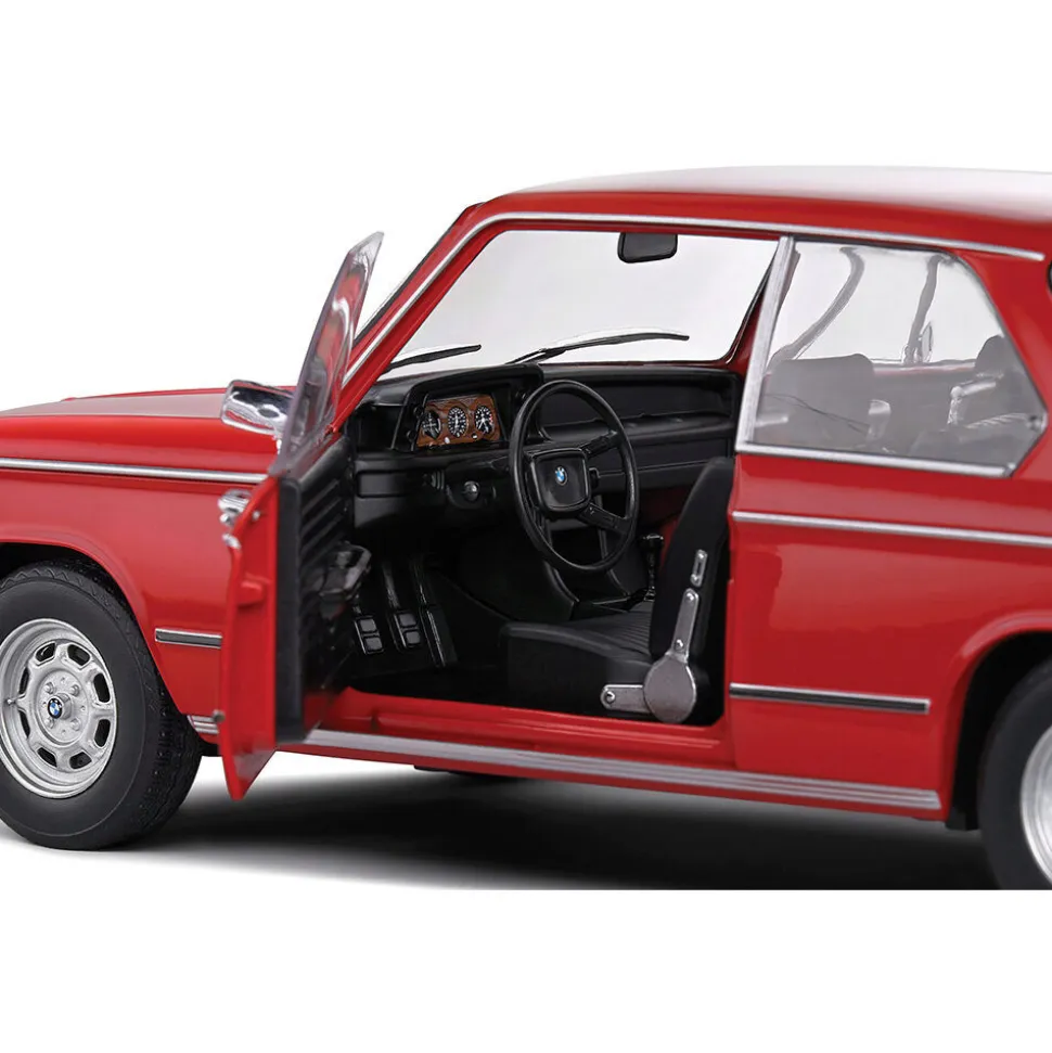 1971 BMW 1602 - Red 1:18 Scale Diecast Model Car by Solido