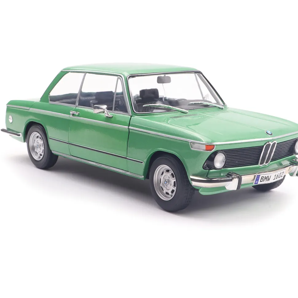 1971 BMW 1602 - Taiga 1:18 Scale Diecast Model Car by Solido