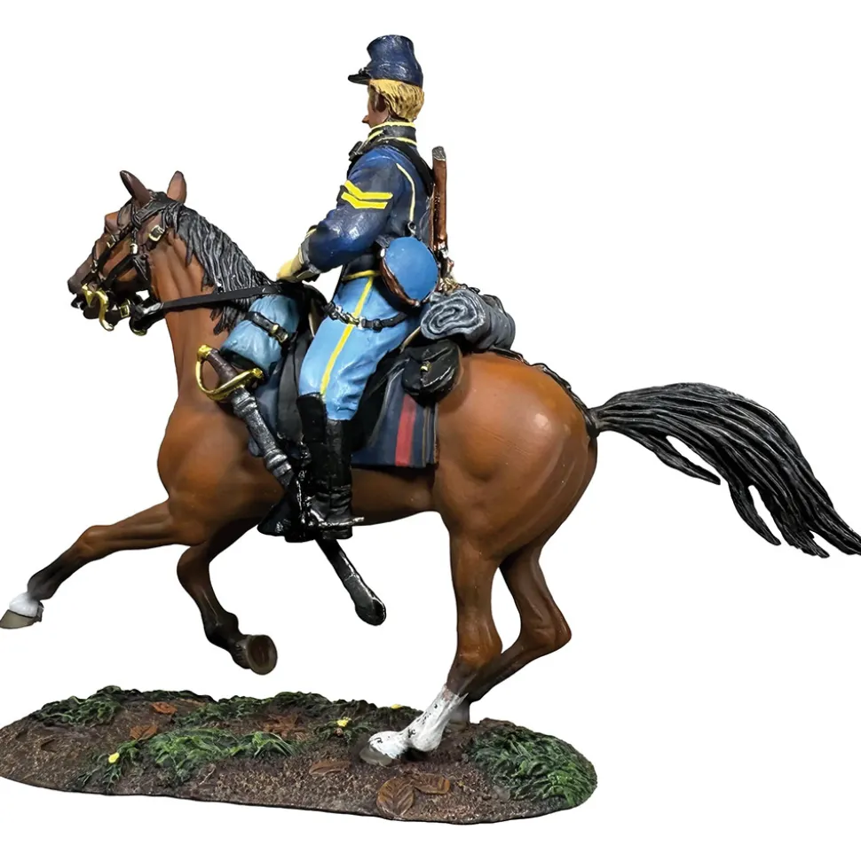 Cavalry Corporal on Trotting Horse, No.1 1/30 Figure WILLIAM BRITAIN (31504) 1:30 scale Metal by William Britain