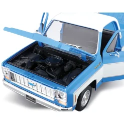 1974 Chevrolet C10 Cheyenne Super - Blue/White 1:18 Scale Diecast Model Truck by Maisto