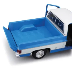 1974 Chevrolet C10 Cheyenne Super - Blue/White 1:18 Scale Diecast Model Truck by Maisto