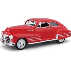 1948 Chevrolet Fleetline Aerosedan - Red 1:24 Scale Diecast Model Car by Maisto