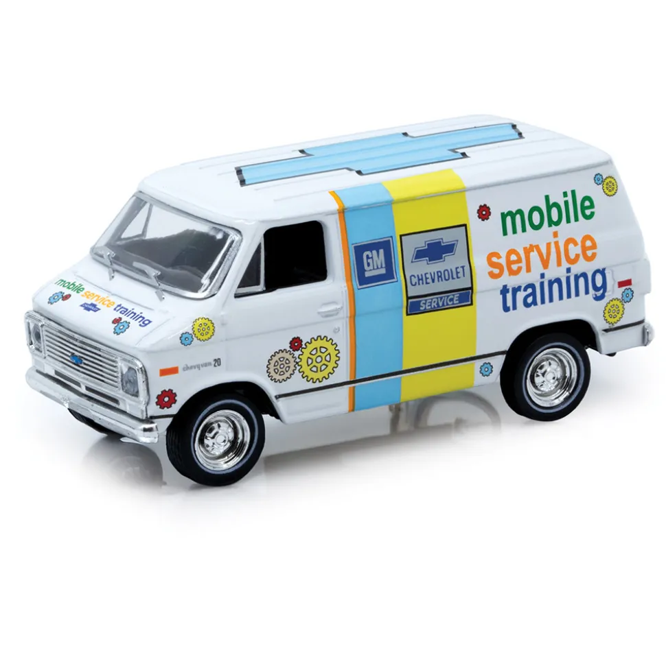 1972 Chevrolet G10 Van - Training Wheels 1:64 Scale Diecast Model Car by M2 Machines