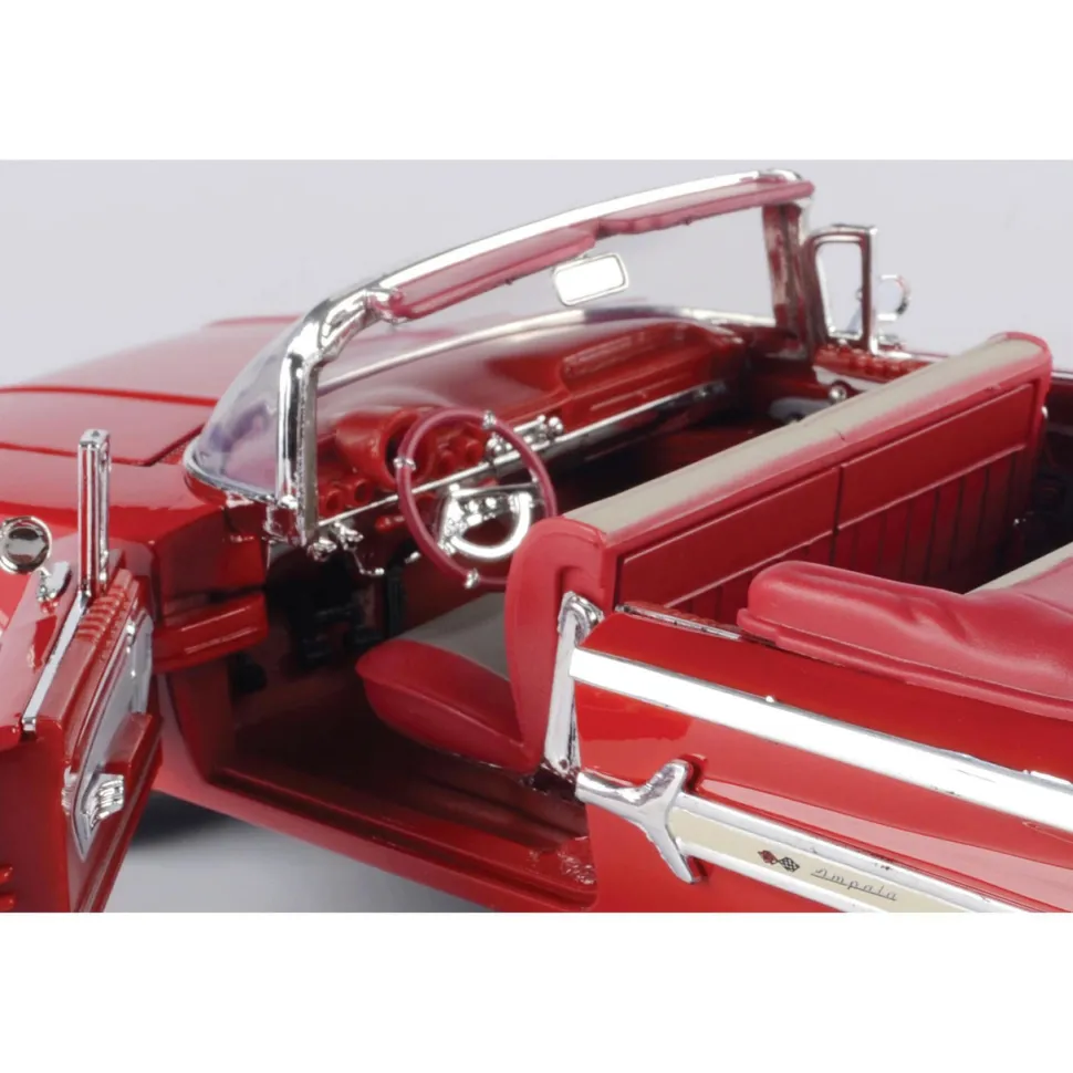 1960 Chevrolet Impala 1:18 Scale Diecast Model Car by Motormax