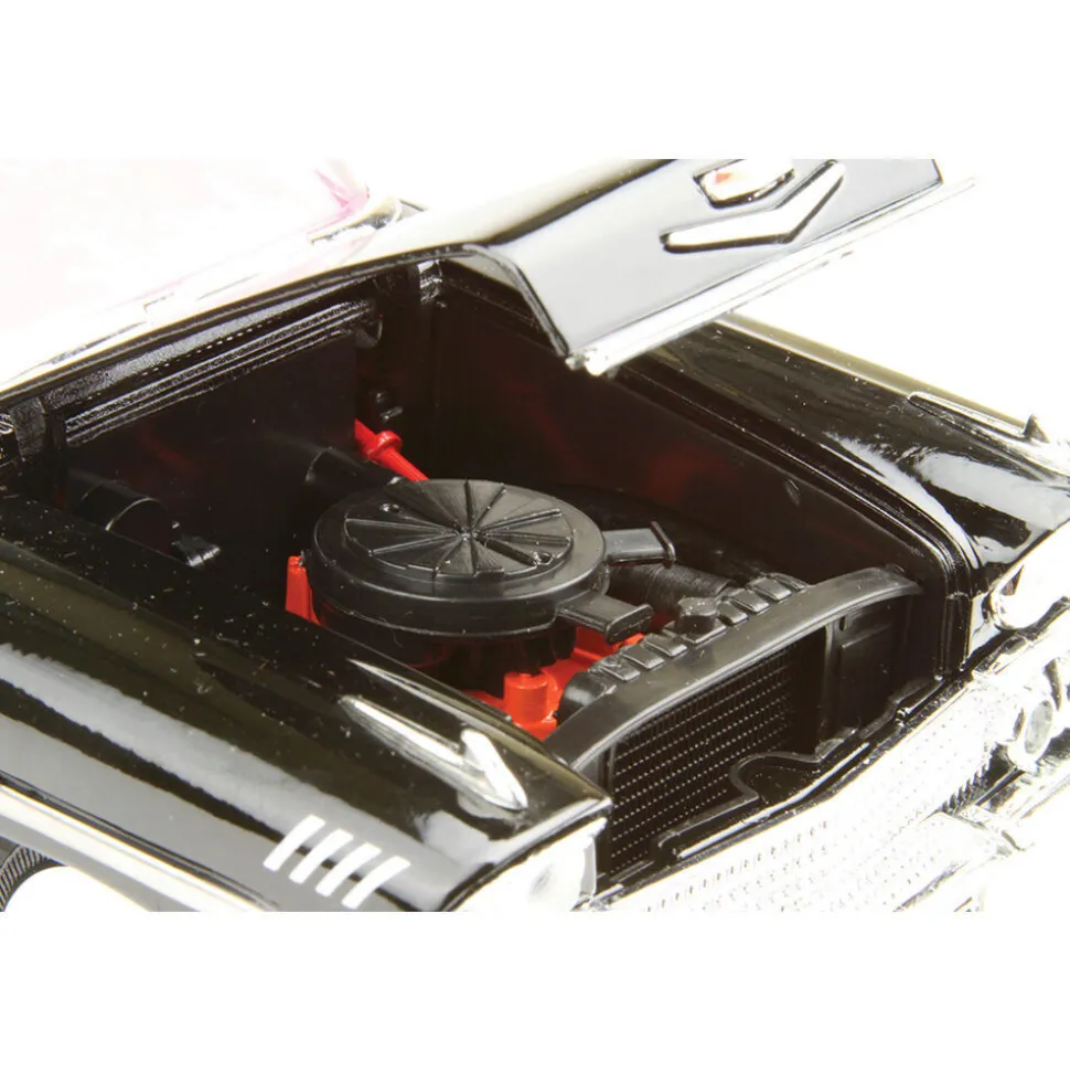 1958 Chevrolet Impala 1:18 Scale Diecast Model Car by Motormax