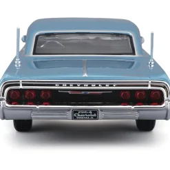 1964 Chevrolet Impala SS - Blue 1:24 Scale Diecast Model Car by Maisto