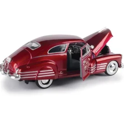 1948 Chevy Aerosedan Fleetline - Red 1:24 Scale Diecast Model Car by Motormax