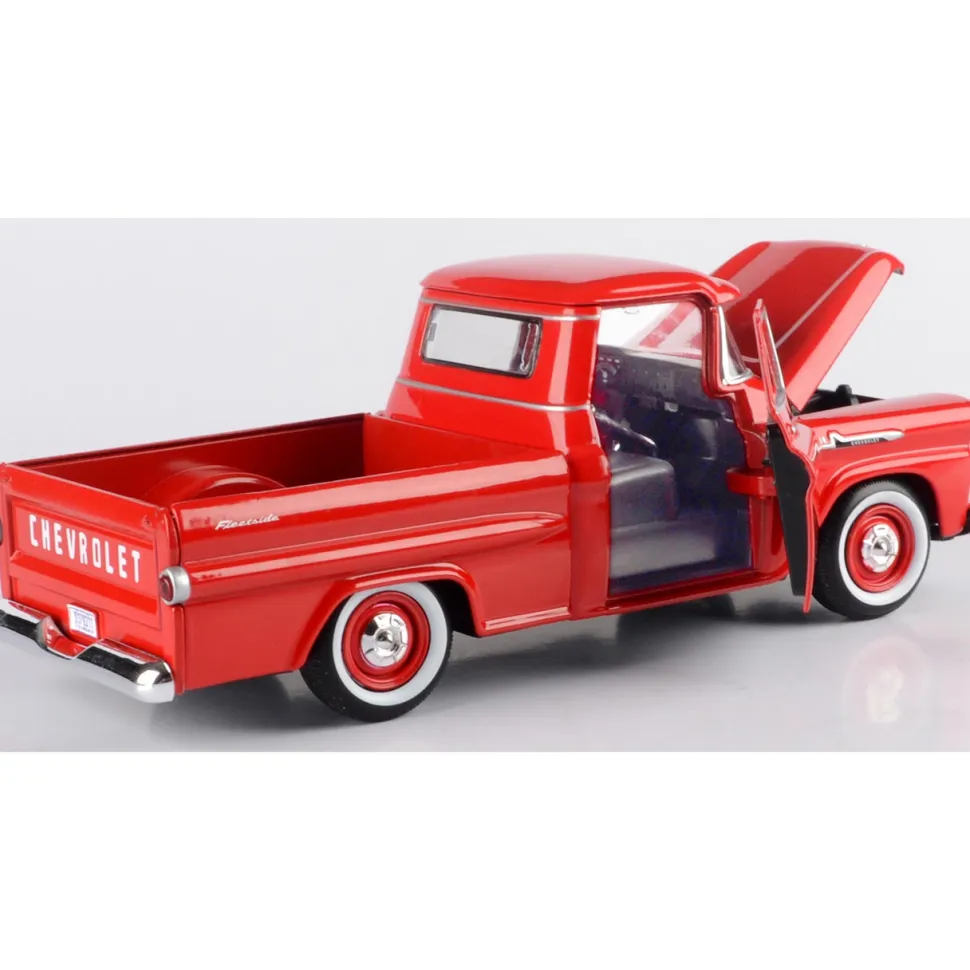 1958 Chevy Apache Fleetline Pickup 1:24 Scale Diecast Model Truck by Motormax