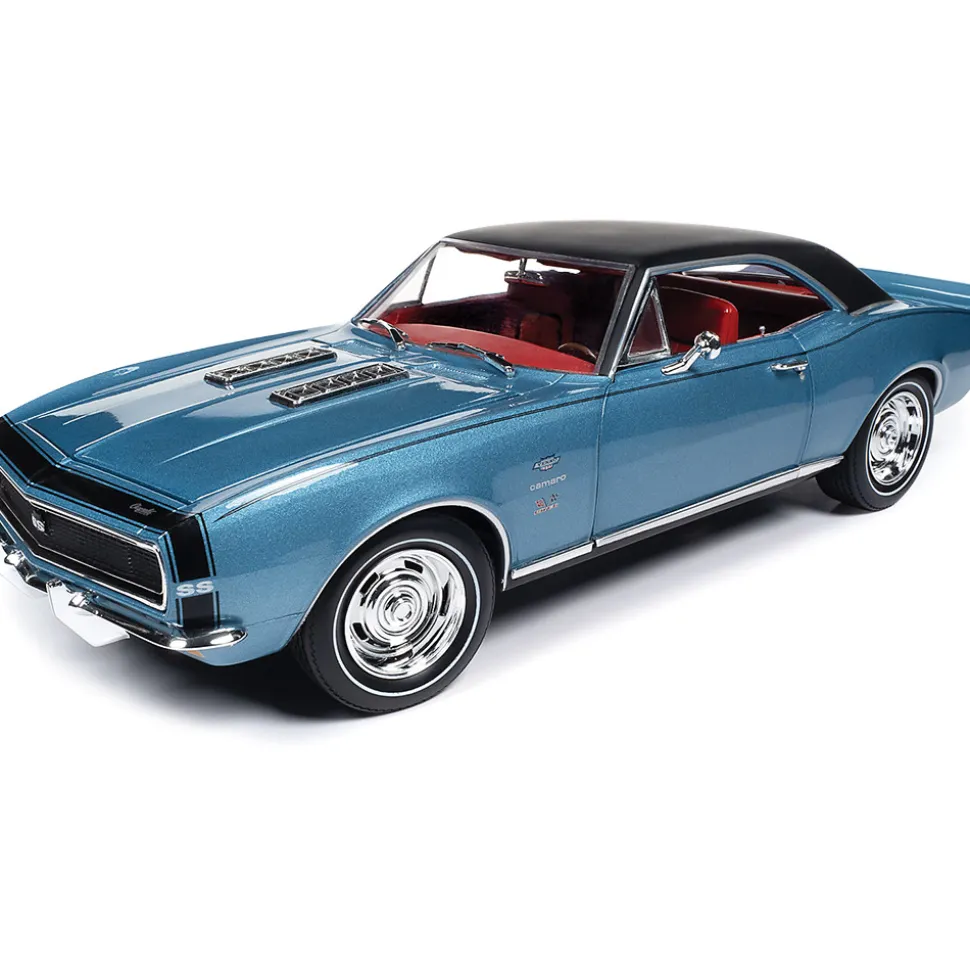 1967 Chevy Camaro Coupe MCACN - Nantucket Blue 1:18 Scale Diecast Model Car by American Muscle - Ertl