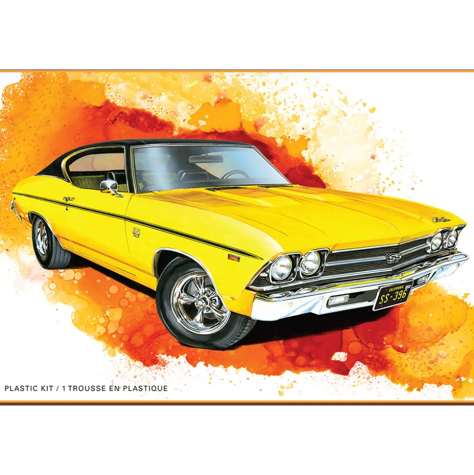 1969 Chevy Chevelle SS 396 Hardtop 1:25 Scale Plastic Model Kit by AMT