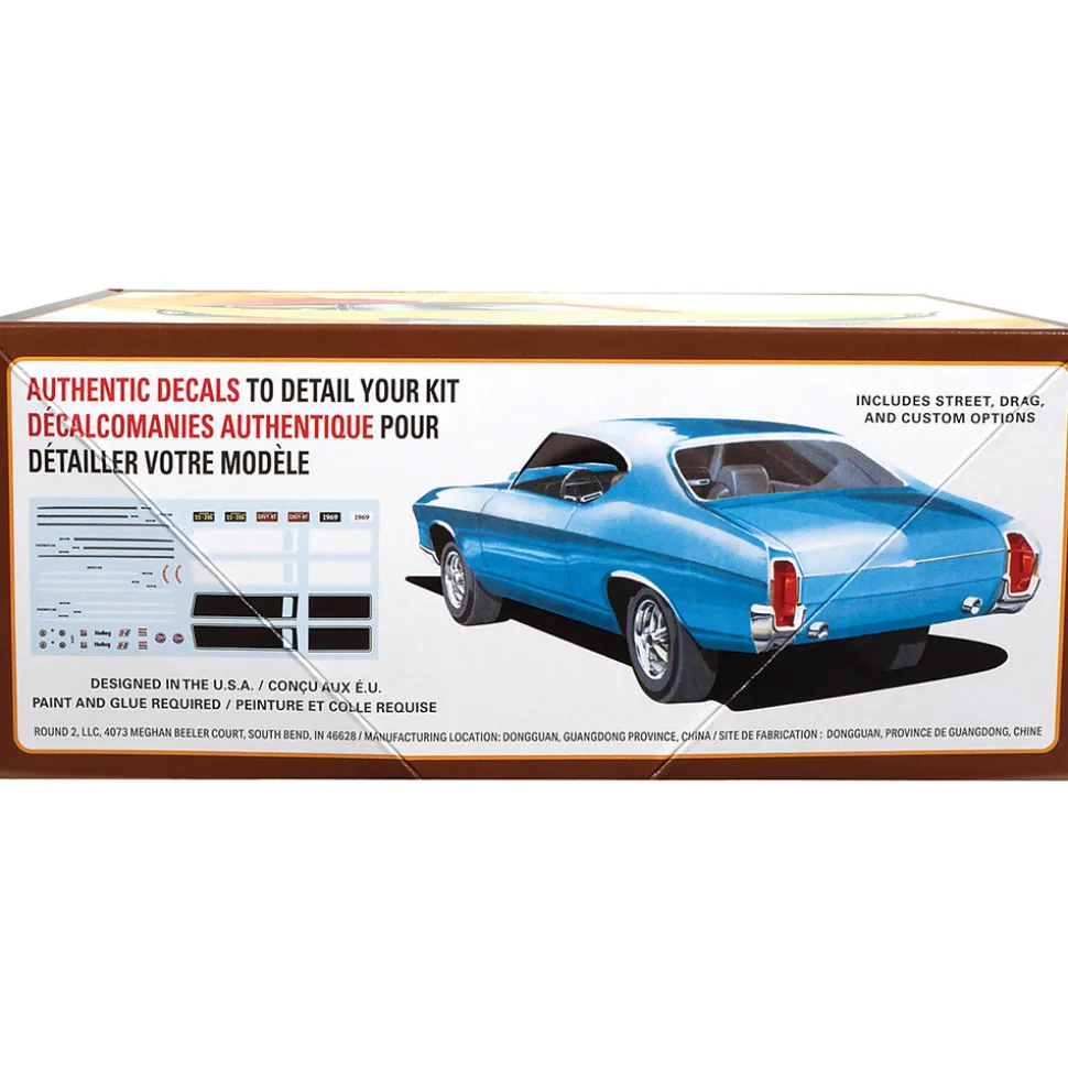 1969 Chevy Chevelle SS 396 Hardtop 1:25 Scale Plastic Model Kit by AMT