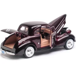 1939 Chevy Coupe - Burgundy 1:24 Scale Diecast Model by Motormax
