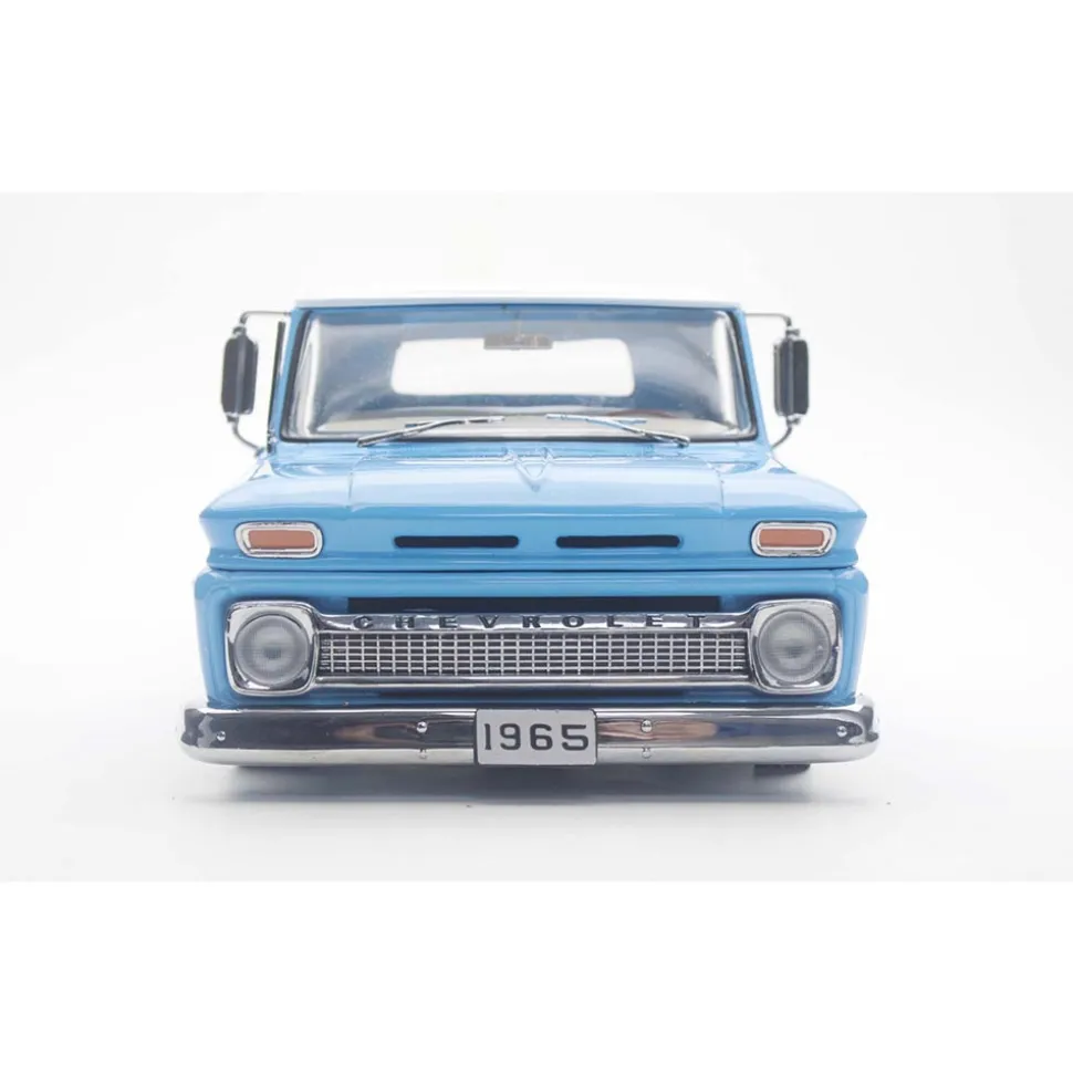 1965 Chevy C-10 Styleside Custom Pickup - Blue 1:18 Scale Diecast Model Truck by Sunstar