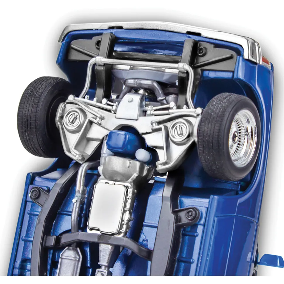 1991 Chevy S-10 Lowrider Special Edition Model Kit 1:25 Scale Plastic Model Kit by Revell