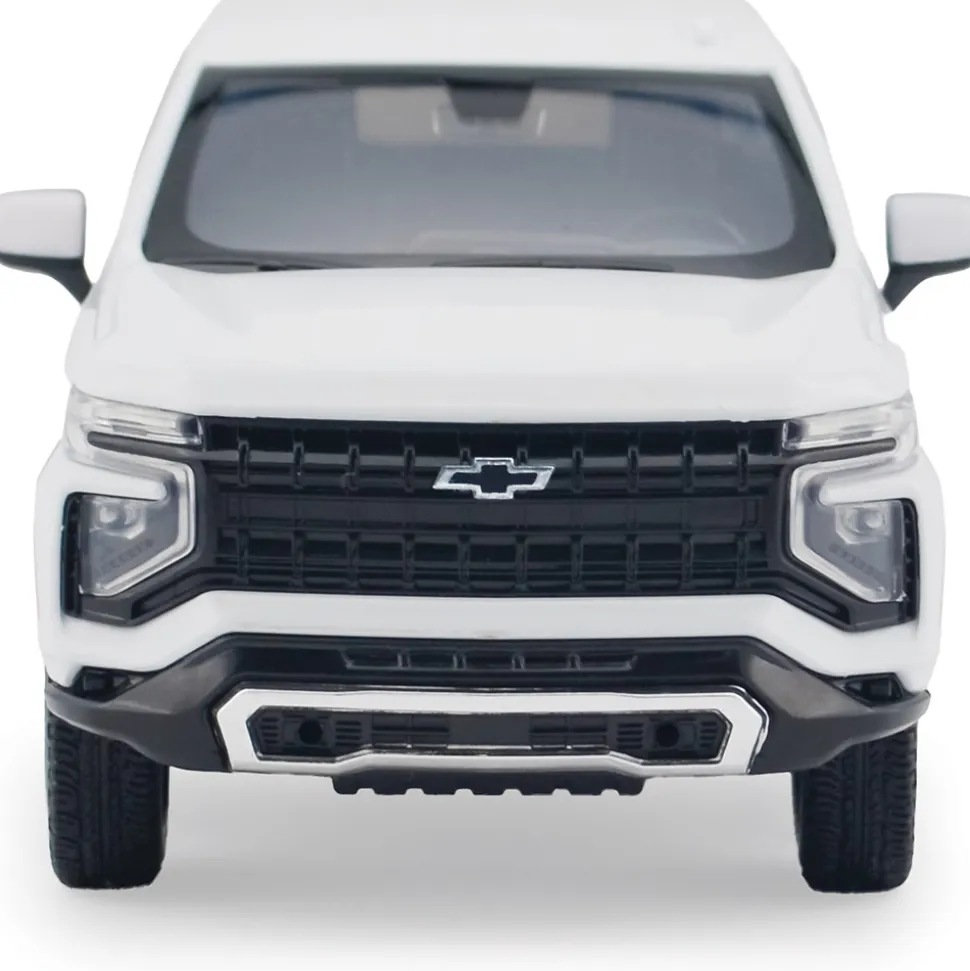 2025 Chevy Tahoe PPV Builder Kit - White 1:24 Scale Diecast Model Truck by Motormax