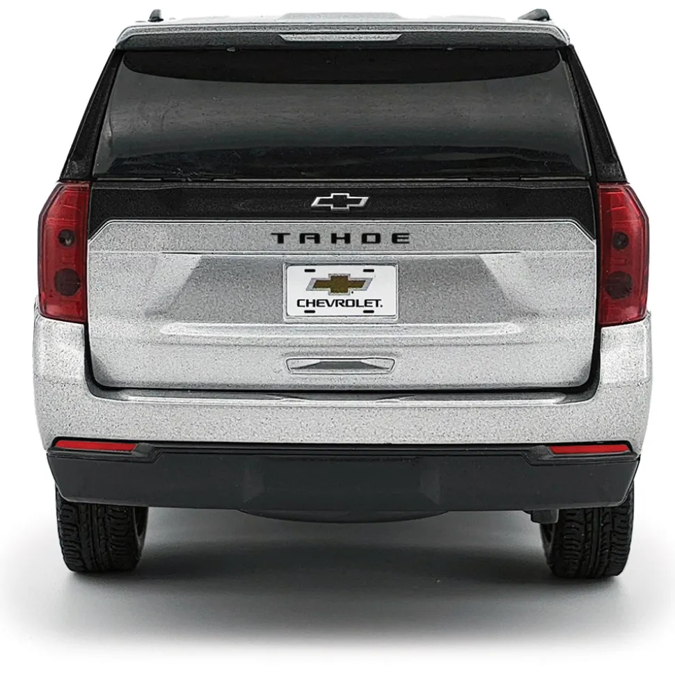 2025 Chevy Tahoe Z71 - Sterling Grey 1:24 Scale Diecast Model Truck by Motormax