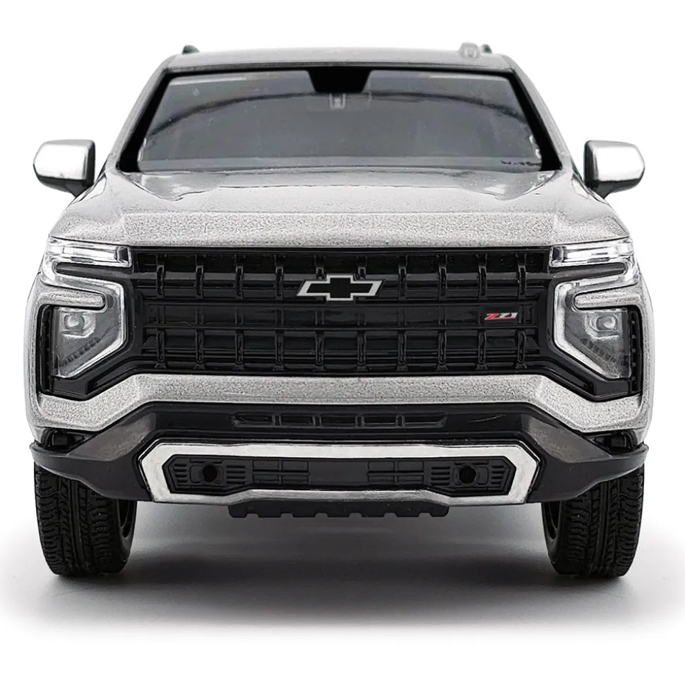 2025 Chevy Tahoe Z71 - Sterling Grey 1:24 Scale Diecast Model Truck by Motormax