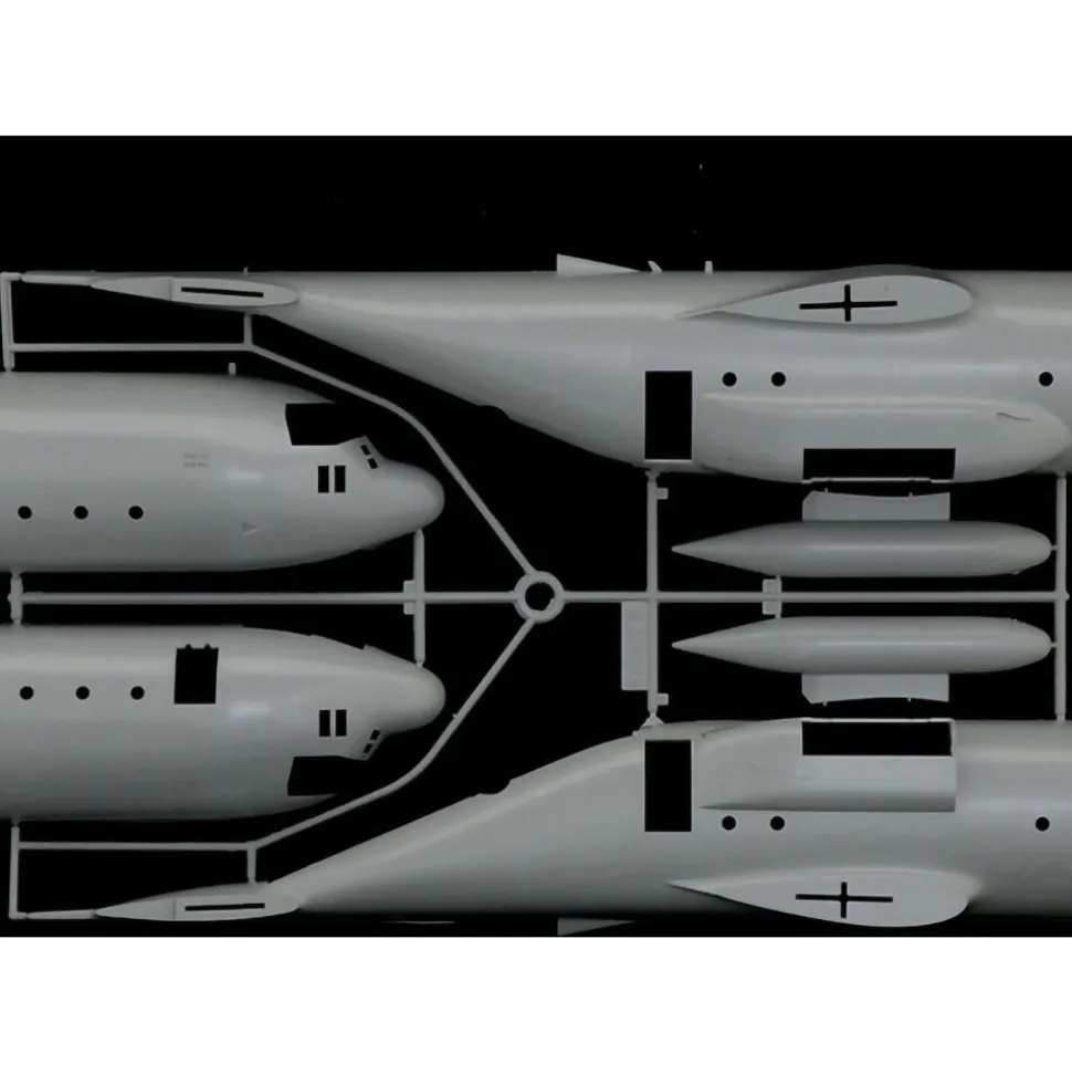 C-130J C5 Hercules 1/48 Kit 1:48 Scale Plastic Model Kit by Italeri