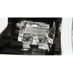 1958 Corvette - white 1:18 Scale Diecast Model by Motormax