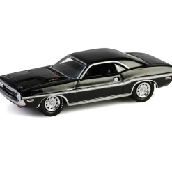 1970 Dodge Challenger R/T 440 - Black 1:64 Scale Diecast Model Car by Greenlight