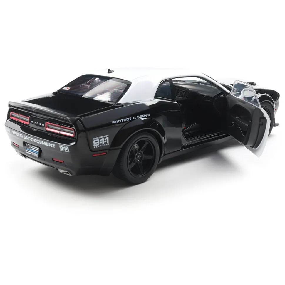 2023 Dodge Challenger R/T Scat Pack Widebody - Highway Police 1:18 Scale Diecast Model Car by Solido