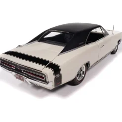1969 Dodge Charger R/T - W1 White 1:18 Scale Diecast Model Car by American Muscle - Ertl