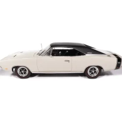 1969 Dodge Charger R/T - W1 White 1:18 Scale Diecast Model Car by American Muscle - Ertl