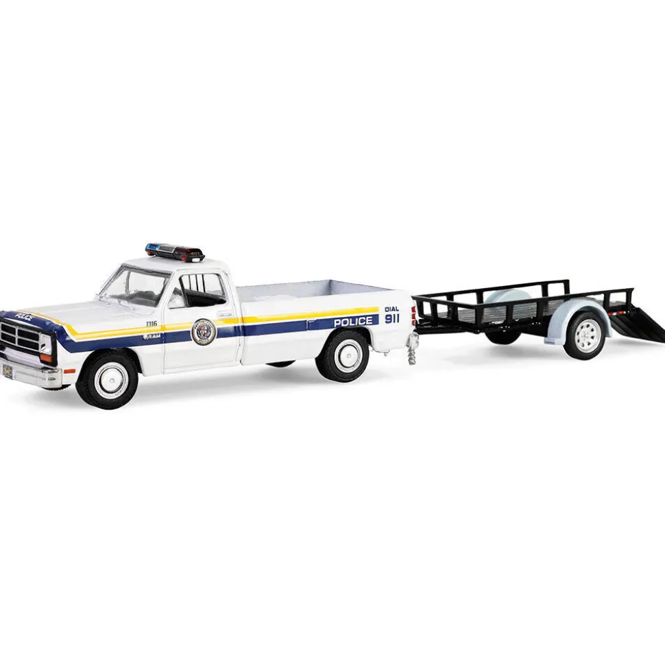 1990 Dodge Ram - Hot Pursuit Hitch and Tow 1:64 Scale Diecast Model Truck by Greenlight