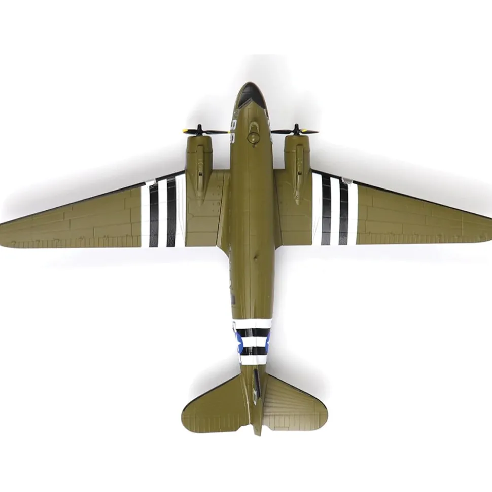 Douglas C-47 Skytrain - "Night Fright," 79th Squadron D-Day, 1944 1:100 Scale