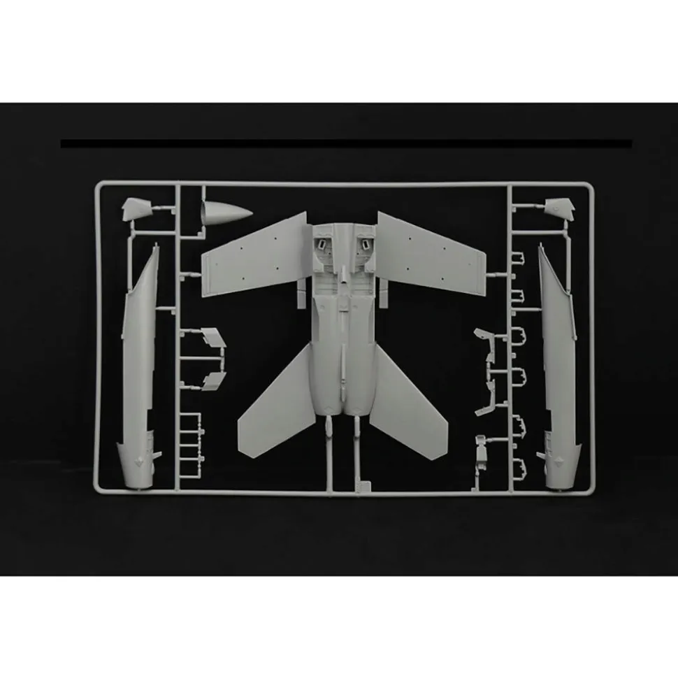 F/A-18F Super Hornet - U.S. Navy Special Colors 1/48 Kit 1:48 Scale Plastic Model Kit by Italeri