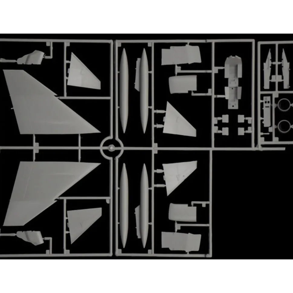 F-4 C/D/J Phantom II Aces 1/72 Kit 1:72 Scale Plastic Model Kit by Italeri