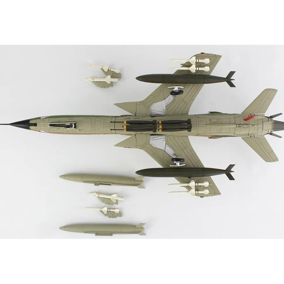 F-105F Thunderchief 1/72 Die Cast Model "Peach 91", 128th TFS, Dobbins, 24 May 1983 1:72 scale Metal by Hobby Master
