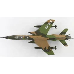 F-105F Thunderchief 1/72 Die Cast Model