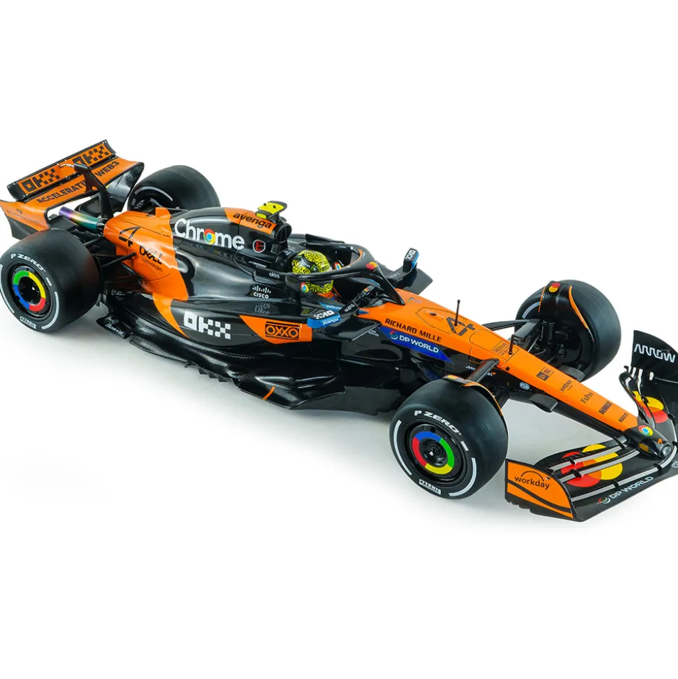 2025 F1 McLaren MCL39 Orange L.Norris #4 - GP Australia 1:18 Scale Diecast Model Car by Solido