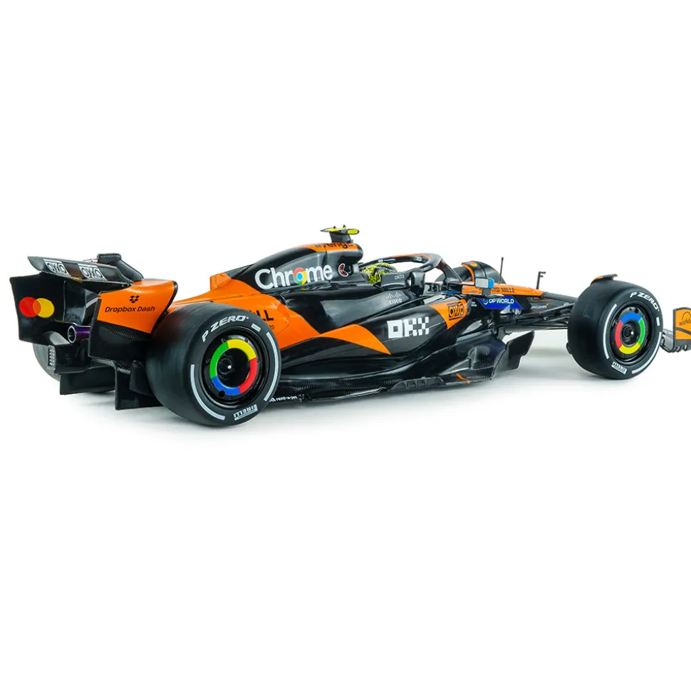 2025 F1 McLaren MCL39 Orange L.Norris #4 - GP Australia 1:18 Scale Diecast Model Car by Solido