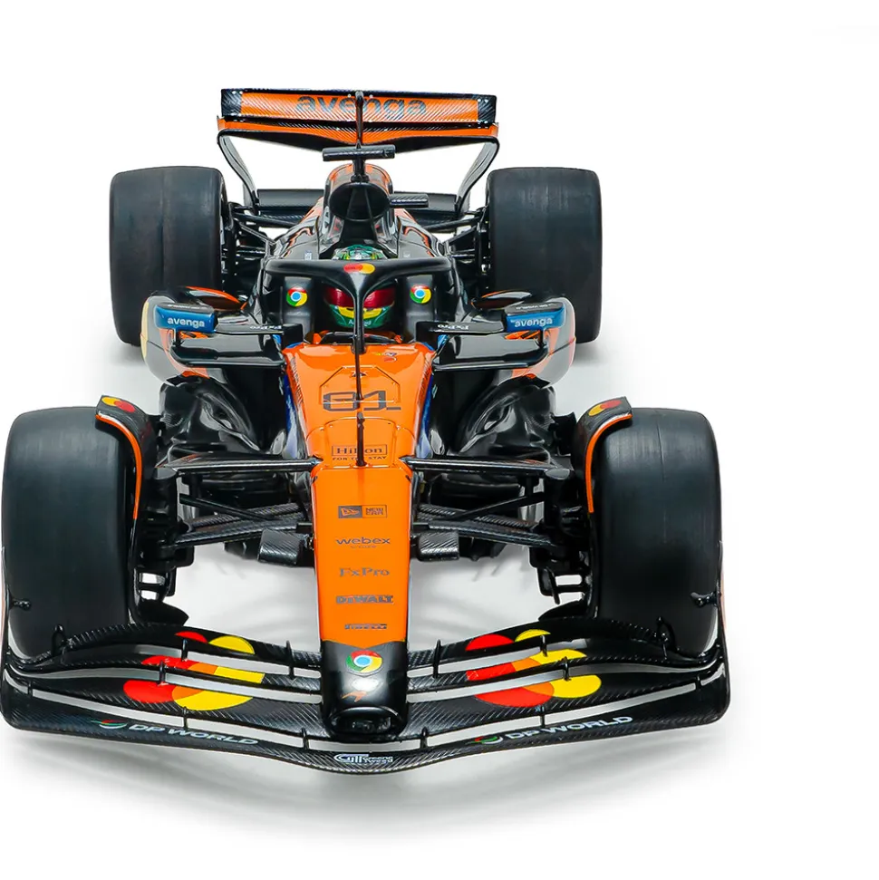2025 F1 McLaren MCL39 Orange O.Piastri #81 - GP China 1:18 Scale Diecast Model Car by Solido