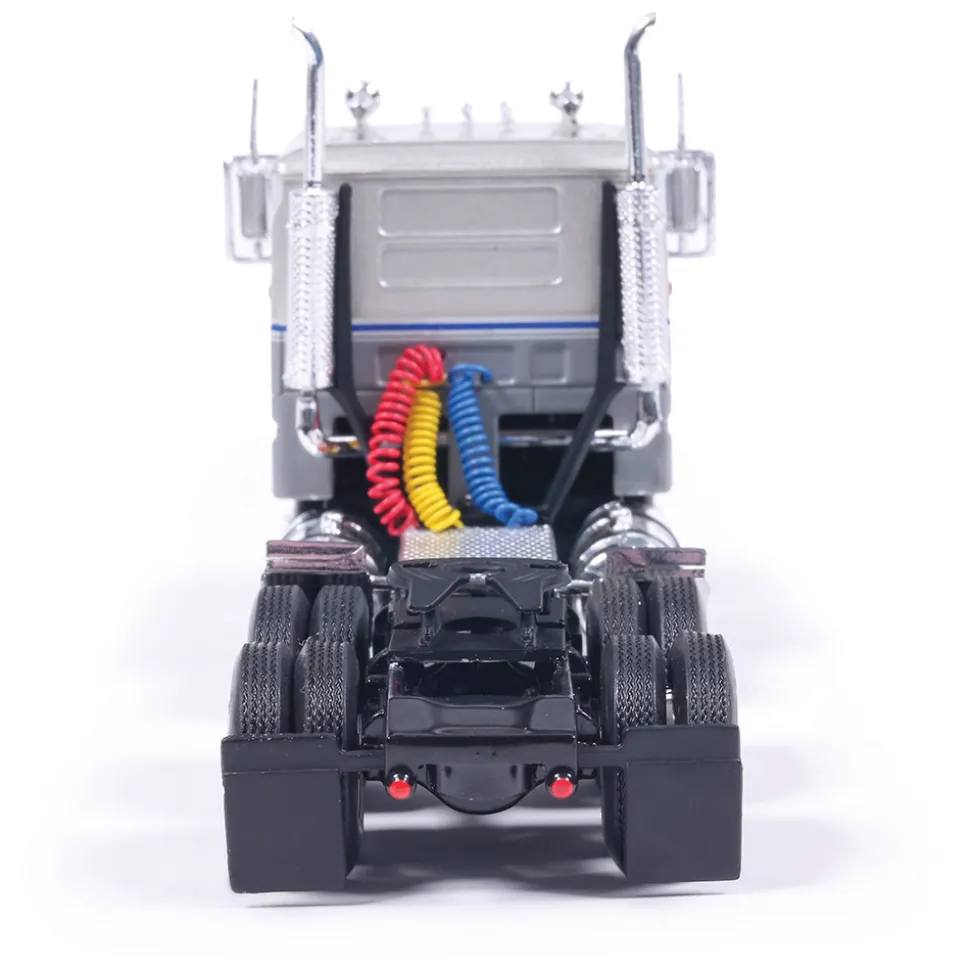 Ford COE 9000 - Blue And Silver 1:64 Scale Diecast Model Truck by IXO Models