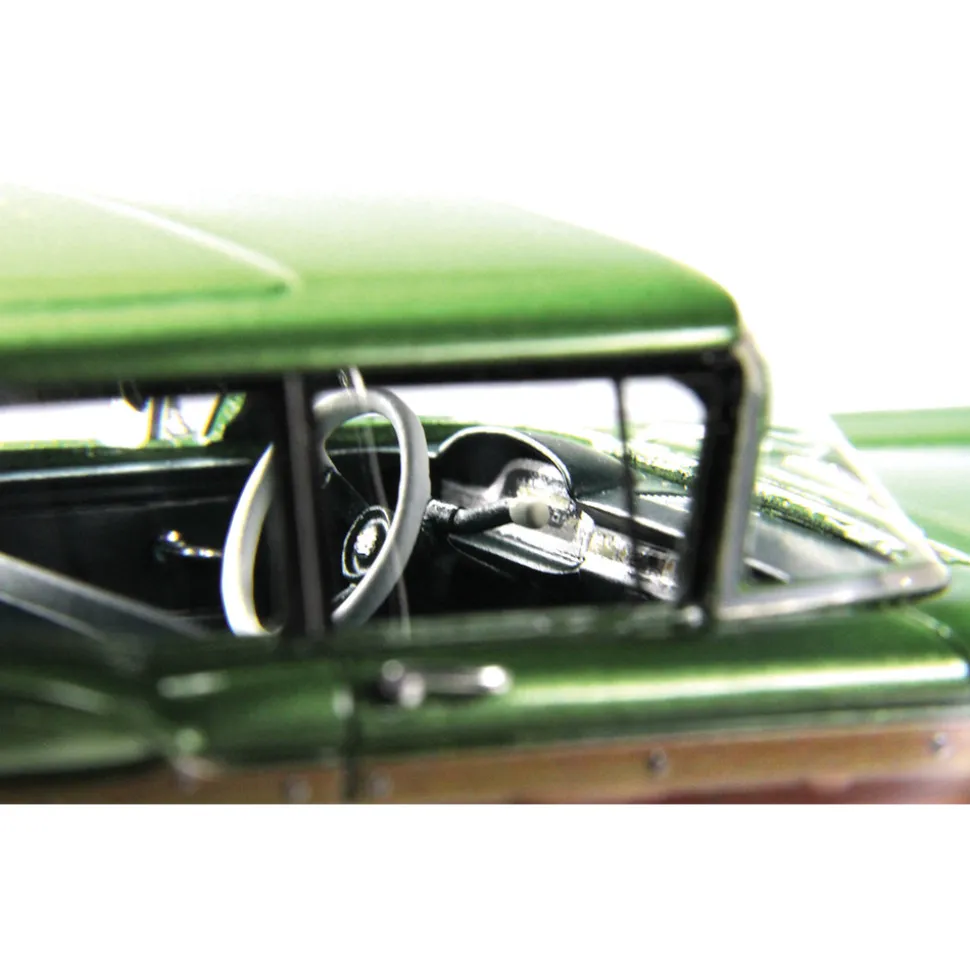 1959 Ford Country Squire - Green Metallic 1:43 Scale Cast Resin Model Car by Goldvarg Collection