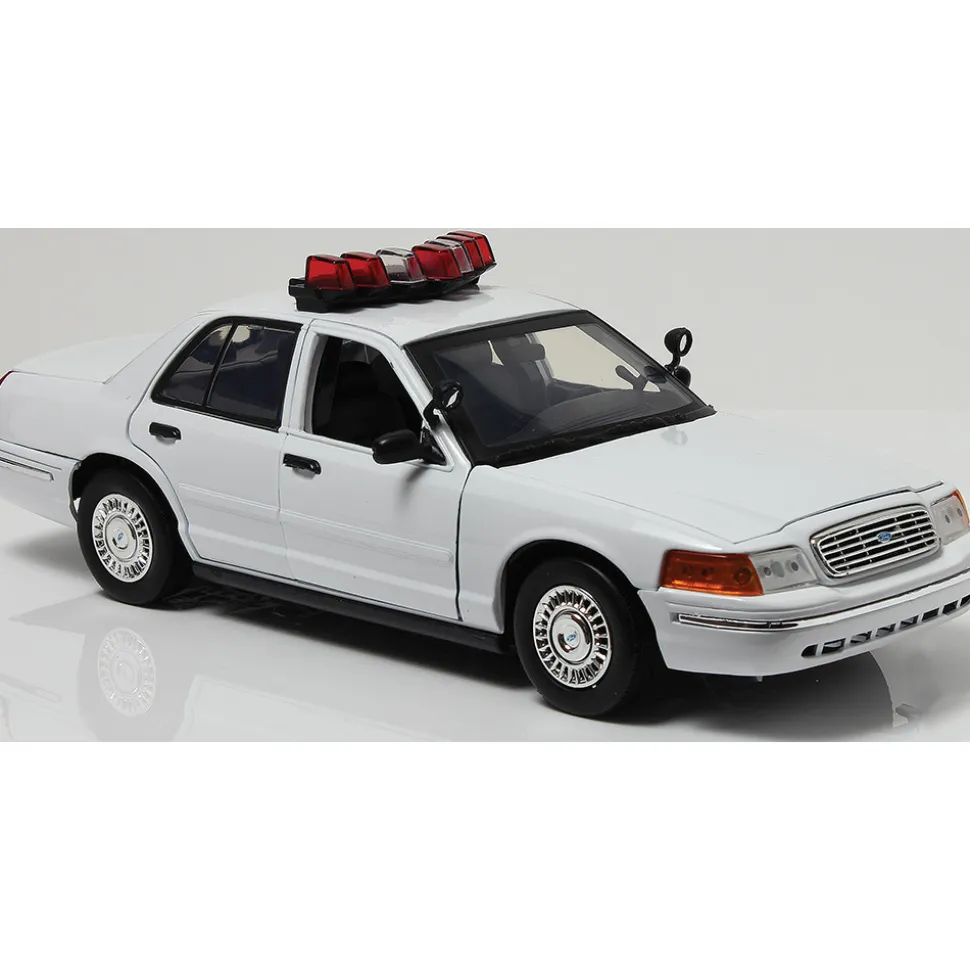 2001 Ford Crown Victoria White Police Car with Lights & Sound 1:18 Scale Diecast Model Car by Motormax