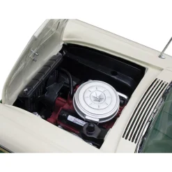 1957 Ford Fairlane 500 Skyliner - Cumberland Green/Colonial White 1:18 Scale Diecast Model Car by Sunstar