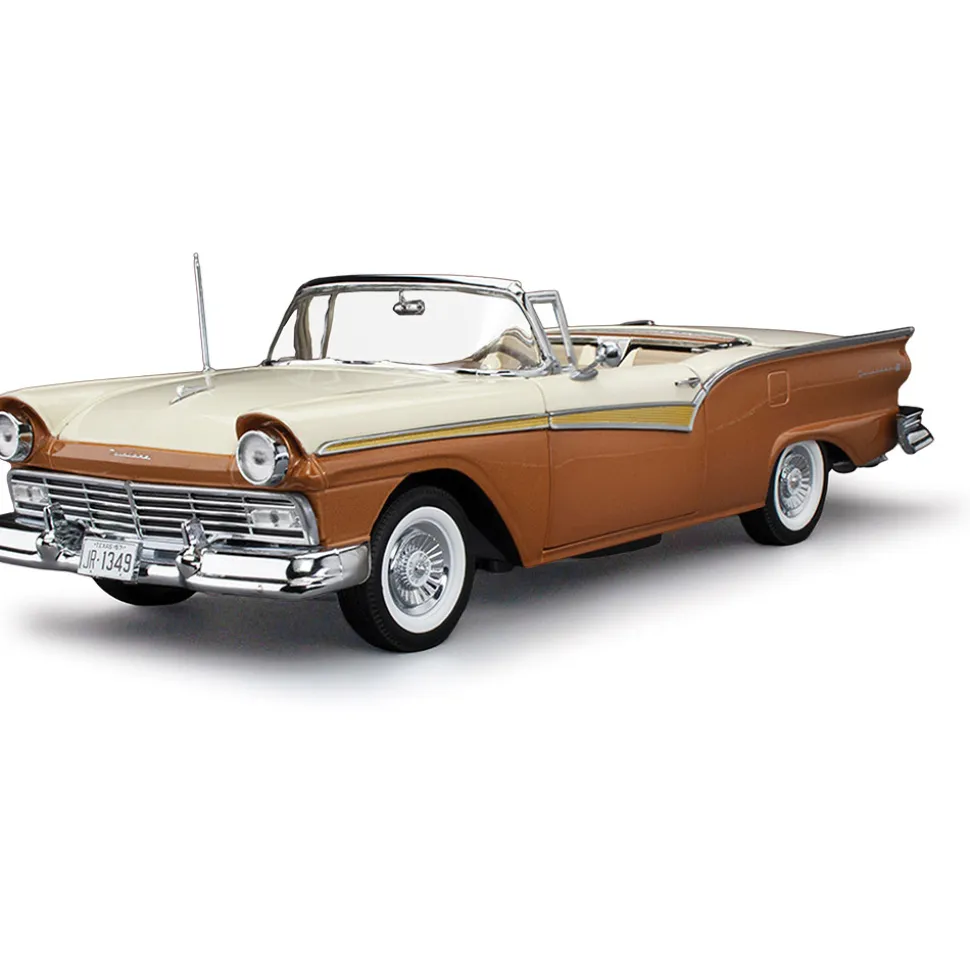 1957 Ford Fairlane 500 Skyliner - Doeskin Tan/Colonial White 1:18 Scale Diecast Model Car by Sunstar