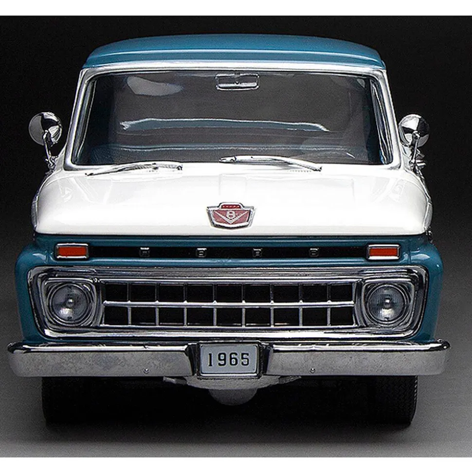 1965 Ford F-100 Custom Cab Pickup - Blue & White 1:18 Scale Diecast Model Truck by Sunstar