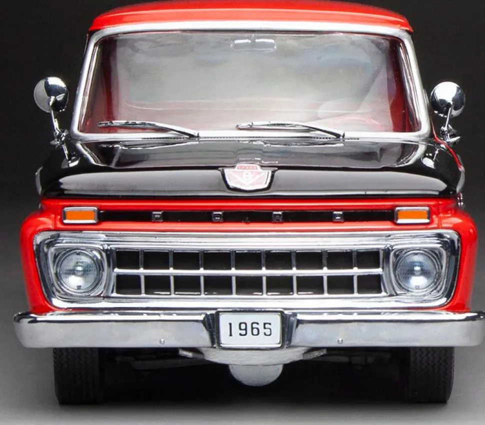 1965 Ford F-100 Custom Cab Pickup - Red & Black 1:18 Scale Diecast Model Truck by Sunstar