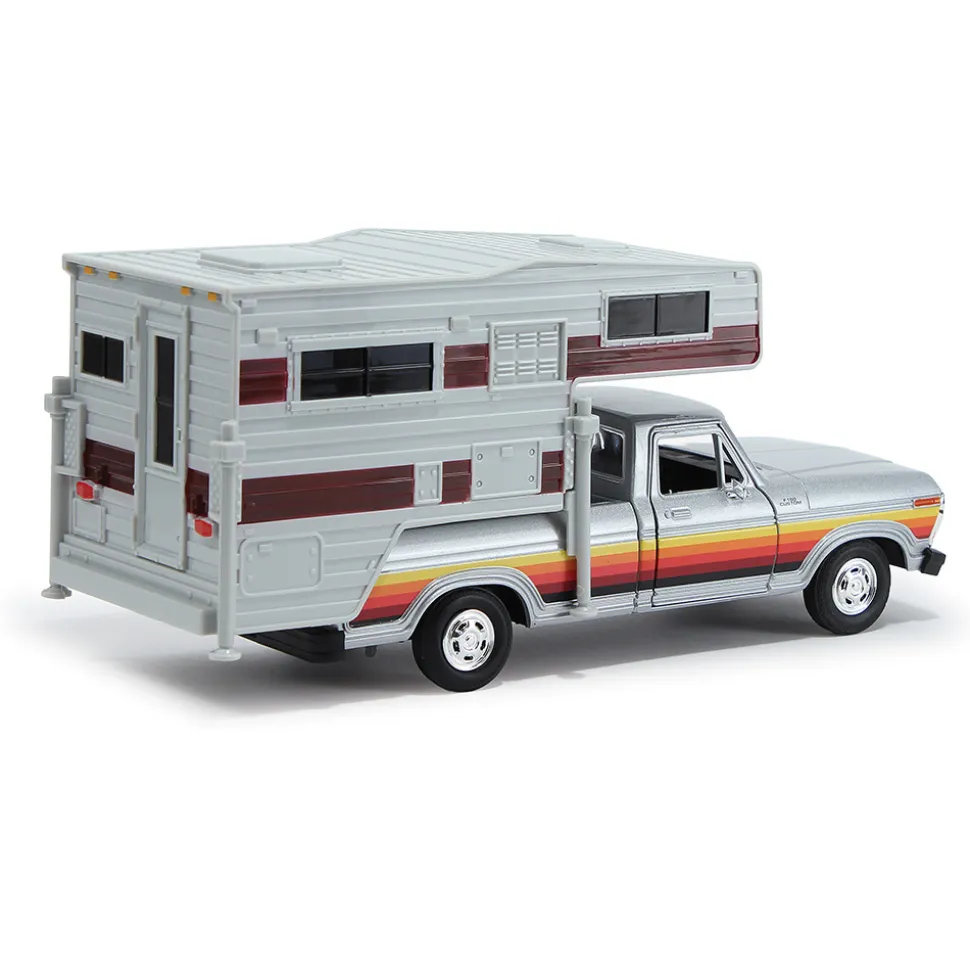 1979 Ford F-150 Pickup With Slide-In Camper 1:24 Scale by Motormax