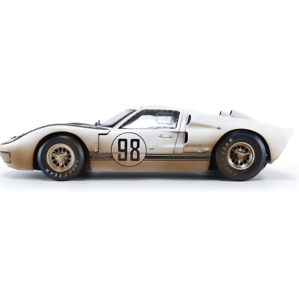 1966 Ford GT40 #98 Daytona 24 Hours - After Race 1:18 Scale Diecast Model Car by Shelby Collectibles