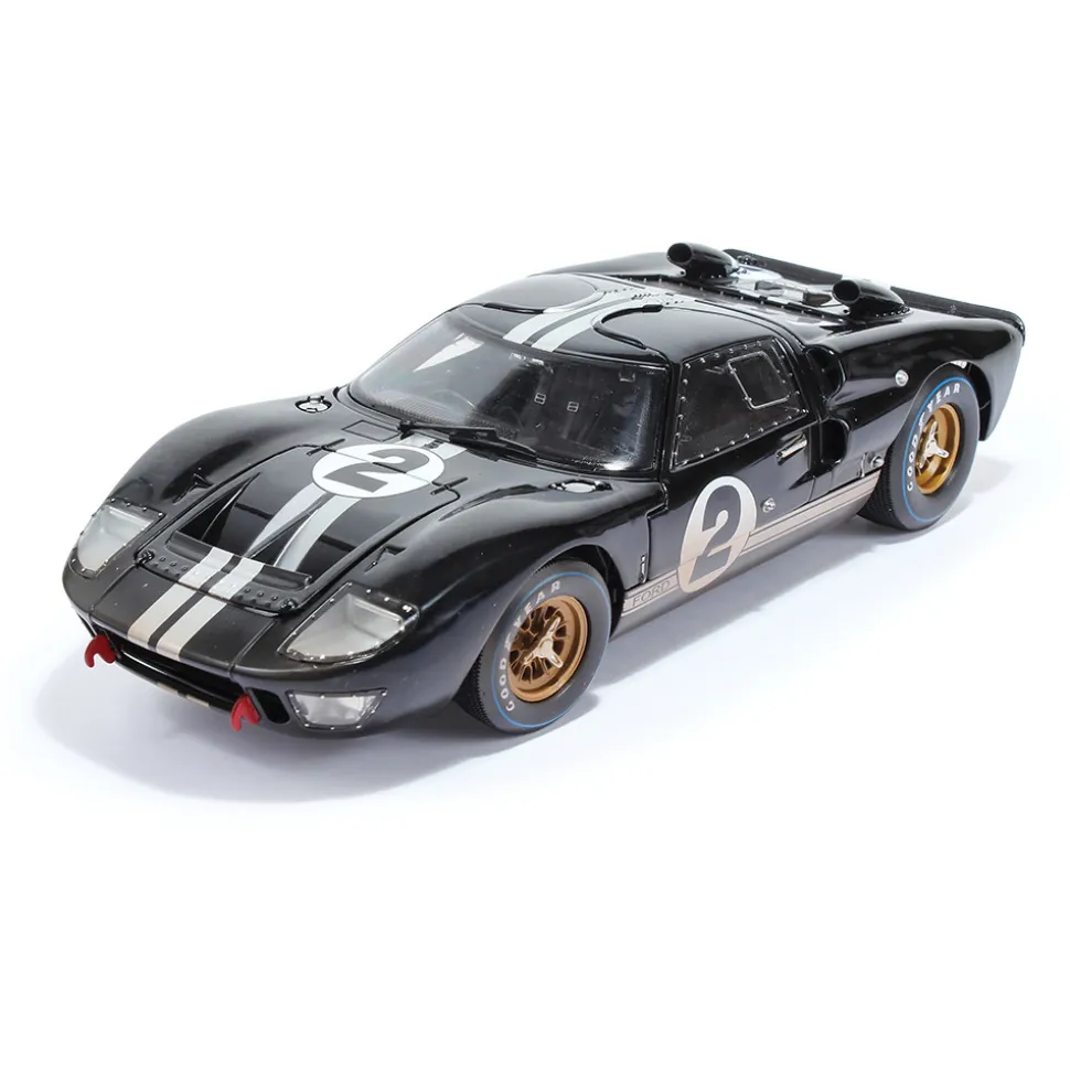1966 Ford GT40 - LeMans #2 After Race 1:18 Scale Diecast Model Car by Shelby Collectibles