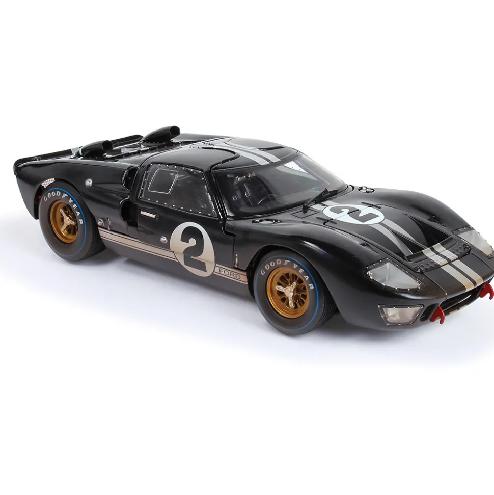 1966 Ford GT40 - LeMans #2 After Race 1:18 Scale Diecast Model Car by Shelby Collectibles